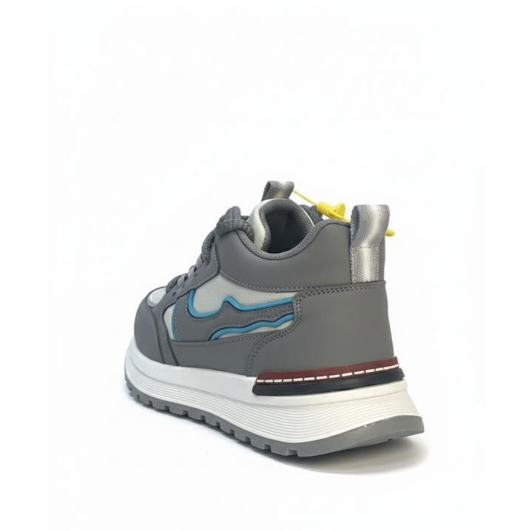 MaxCore Lite Sneaker